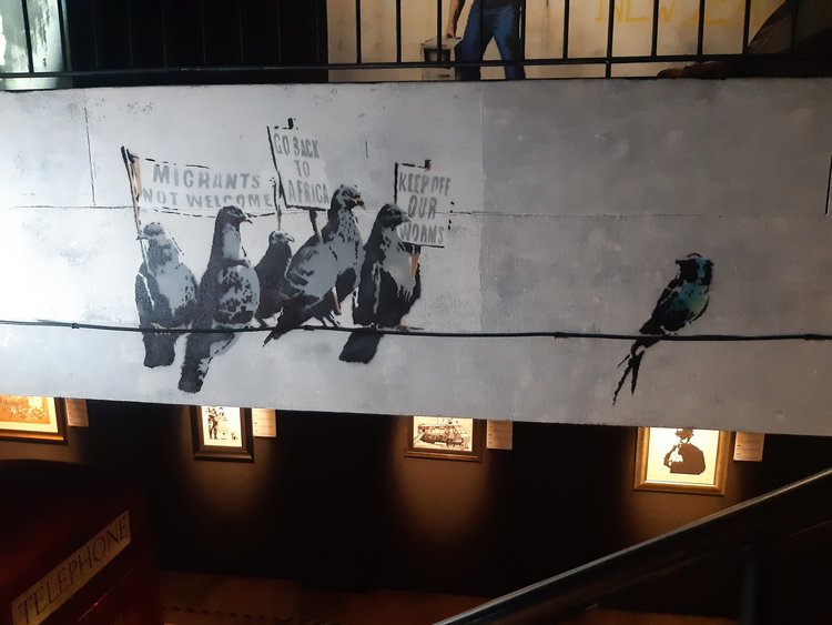 ../previews/025-20260612_180941_musée_Banksy.jpg.medium.jpeg